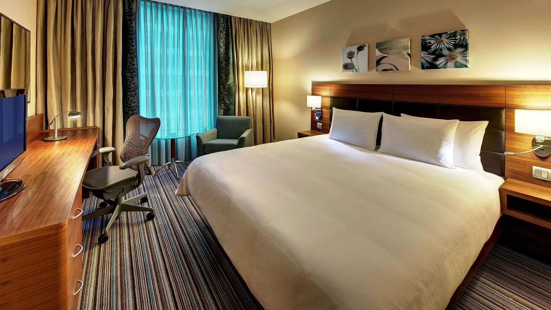 *** Hotel Hilton Garden Inn Hong Kong Mongkok China
