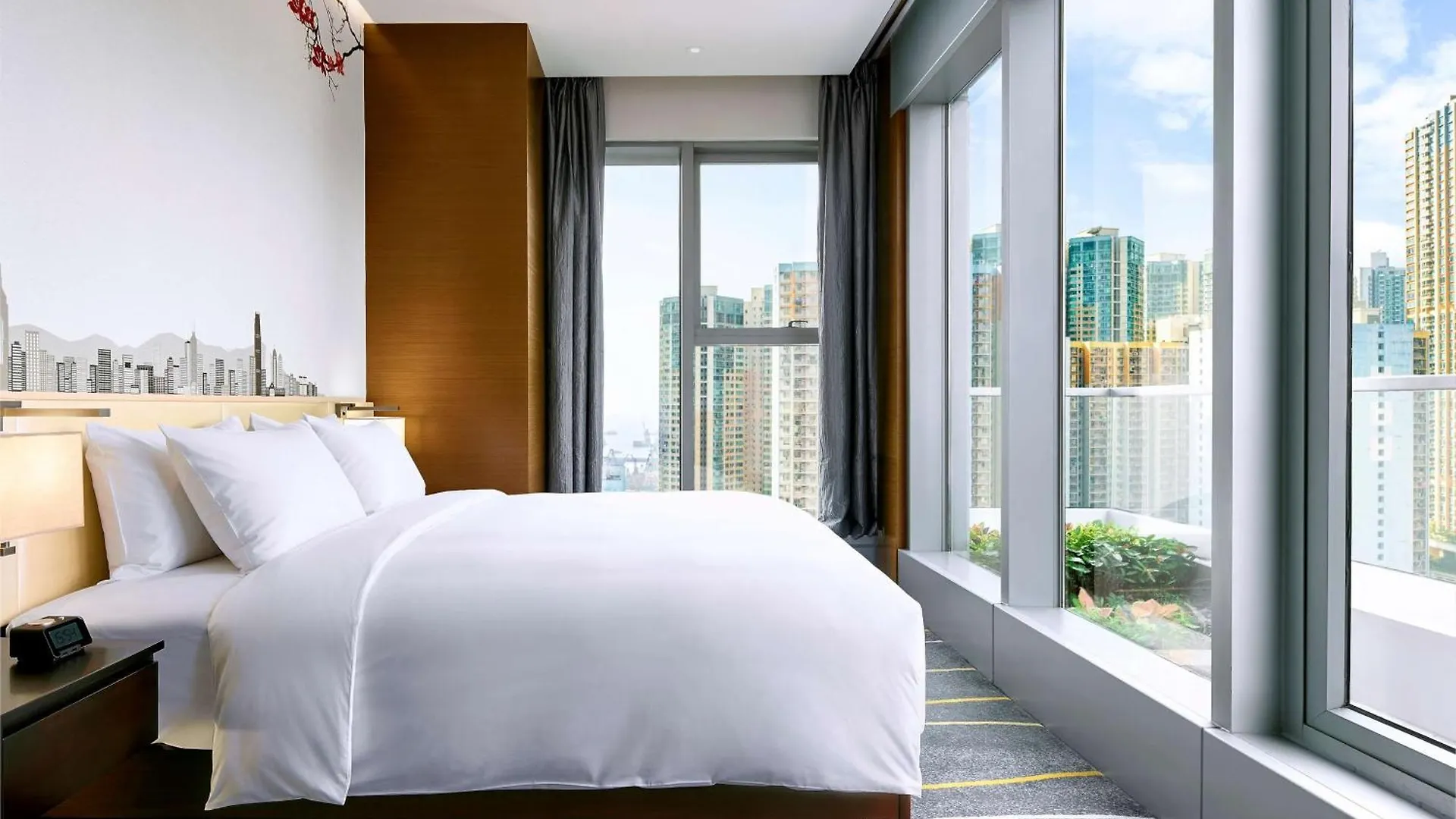 Hilton Garden Inn Hong Kong Mongkok 3*,