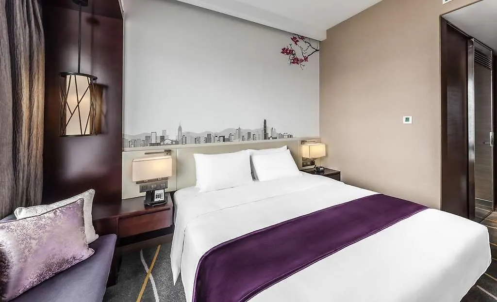 Hilton Garden Inn Hong Kong Mongkok 3*,  China