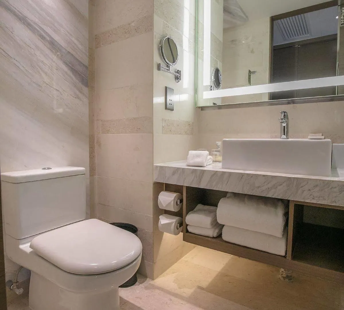 Hilton Garden Inn Hong Kong Mongkok Hotel